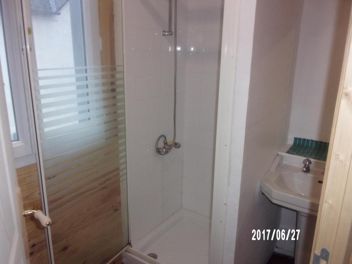 Logement Proche De Tout Saint-Laurent-de-Neste Buitenkant foto